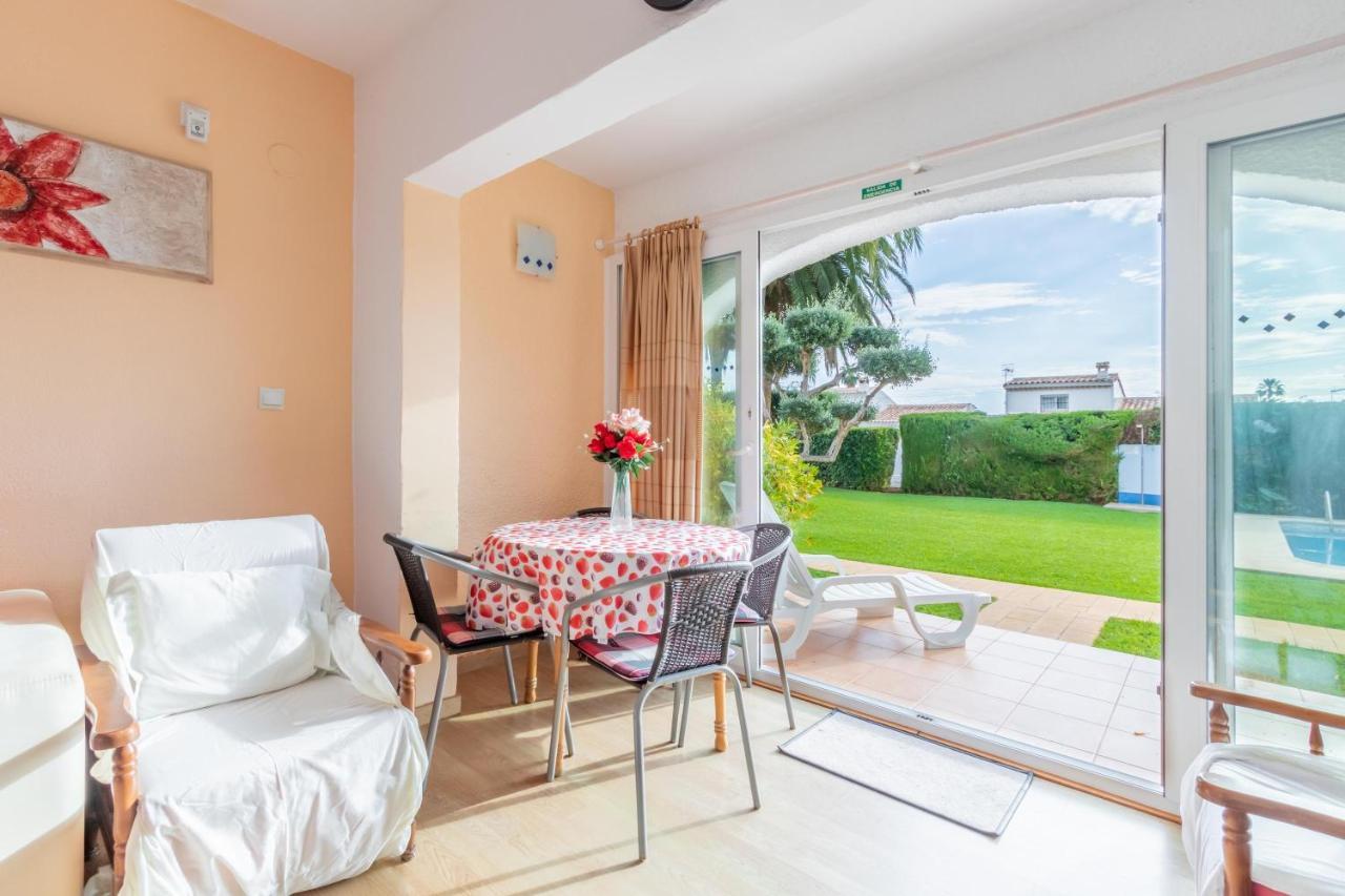 Retirosol Bungalow Дения Экстерьер фото