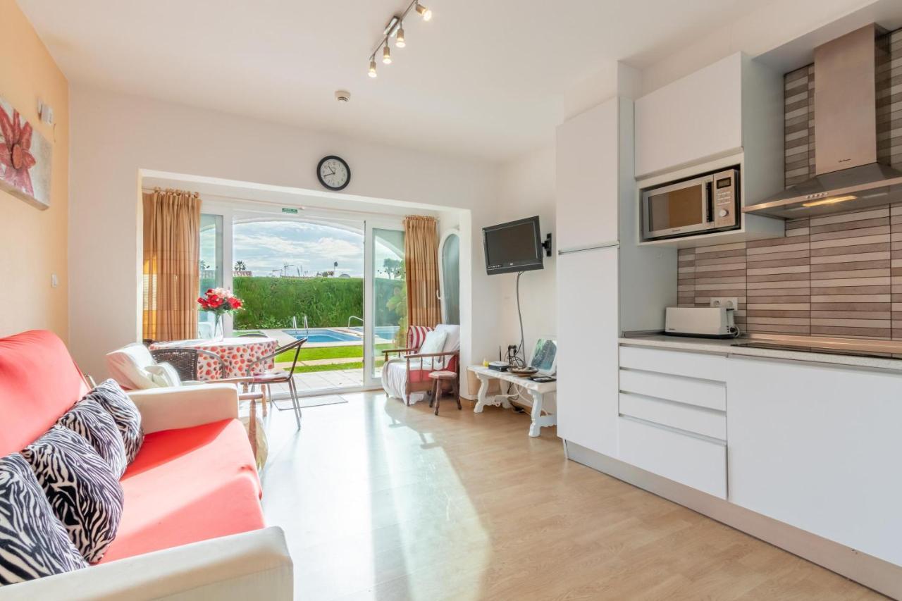 Retirosol Bungalow Дения Экстерьер фото