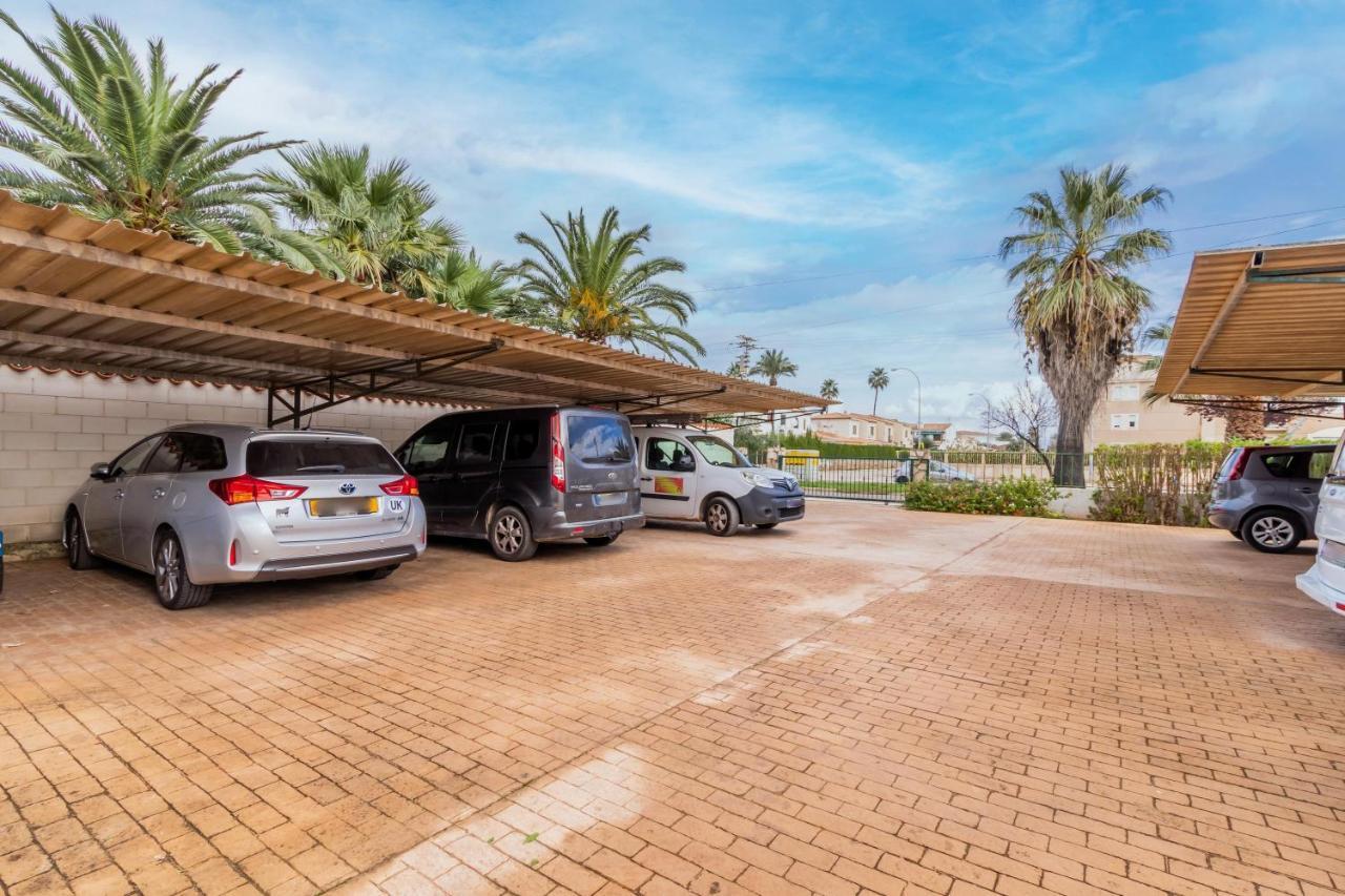 Retirosol Bungalow Дения Экстерьер фото