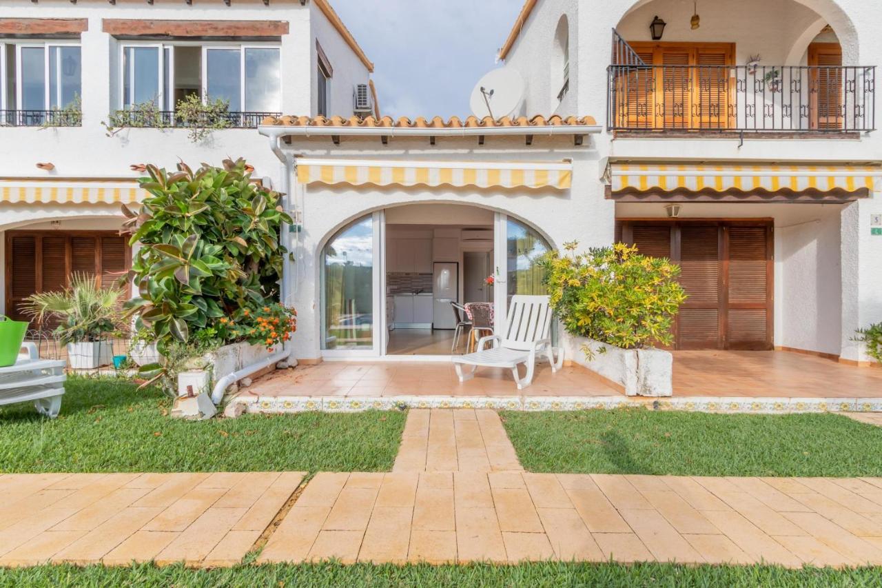 Retirosol Bungalow Дения Экстерьер фото